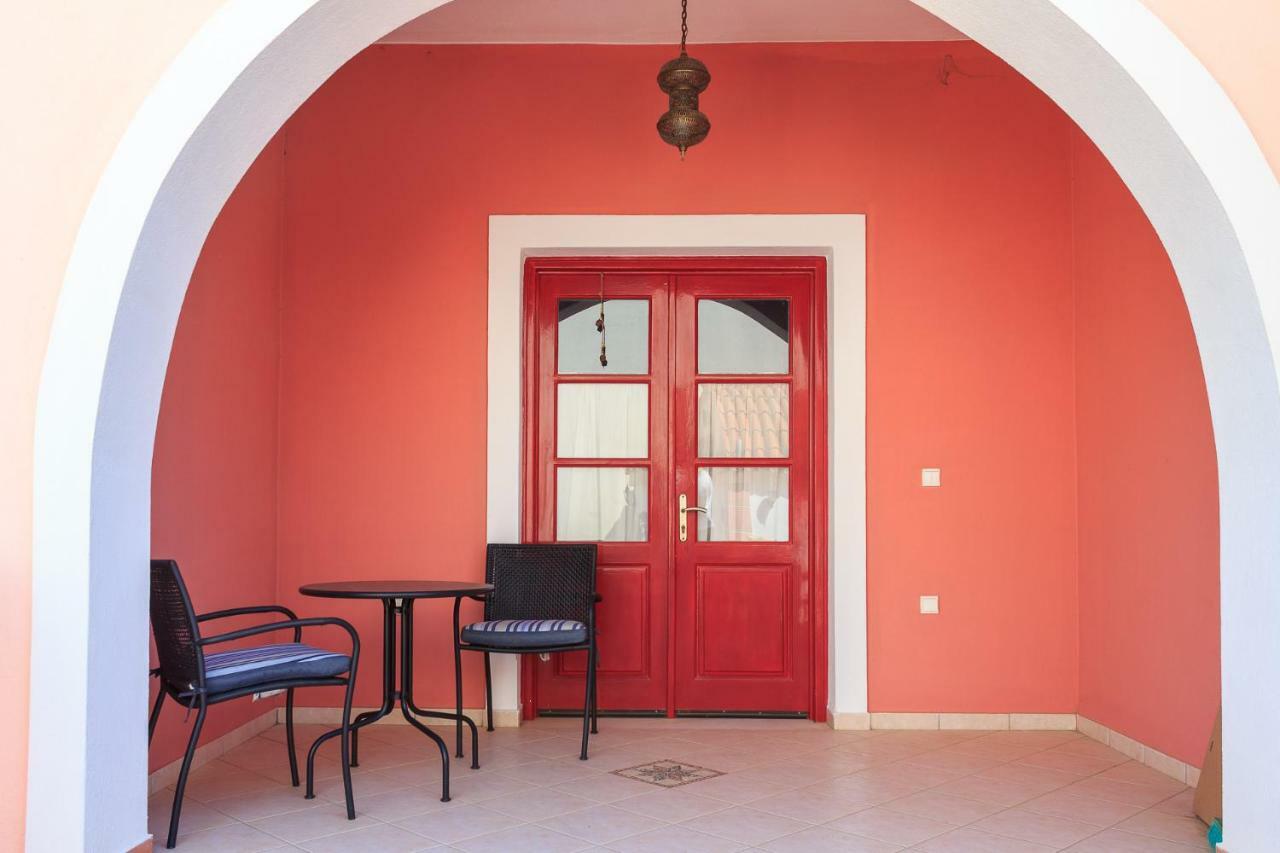 Cozy & Peaceful Apartment In Chalki Khalkíon المظهر الخارجي الصورة