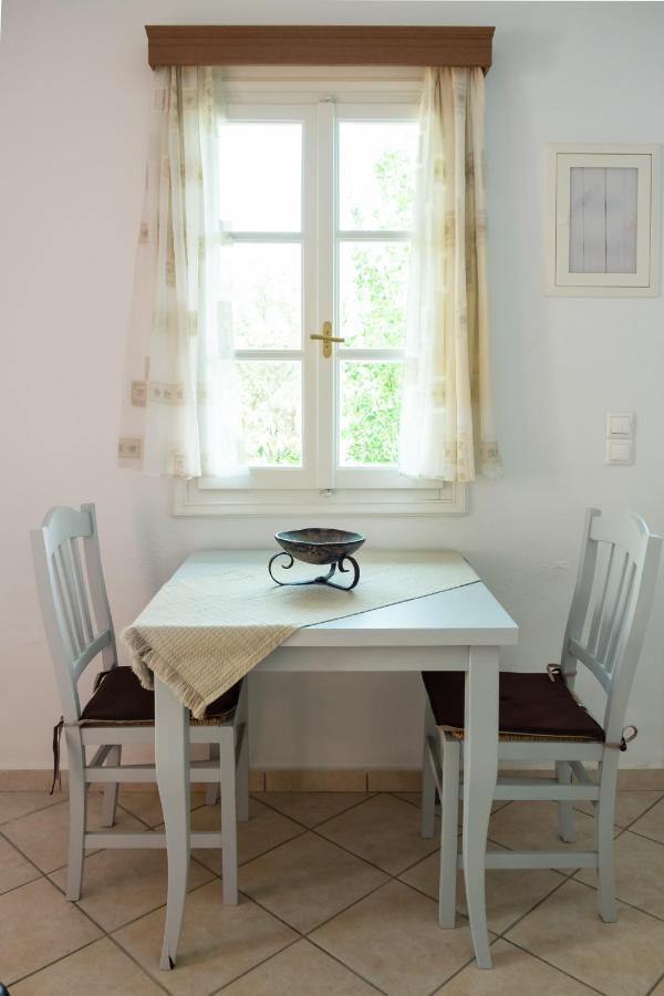 Cozy & Peaceful Apartment In Chalki Khalkíon المظهر الخارجي الصورة